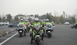 峰火铁骑全集在线观看,热血征程，铁骑驰骋的传奇史诗